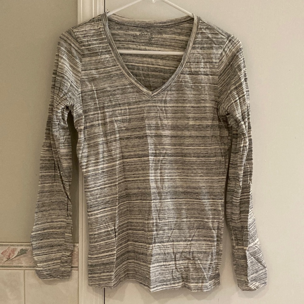 Womens Eddie Bauer long sleeve shirt